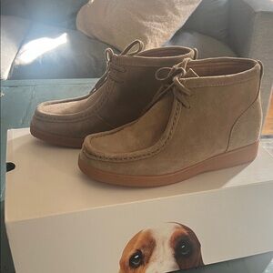 Hush Puppies Bridgeport